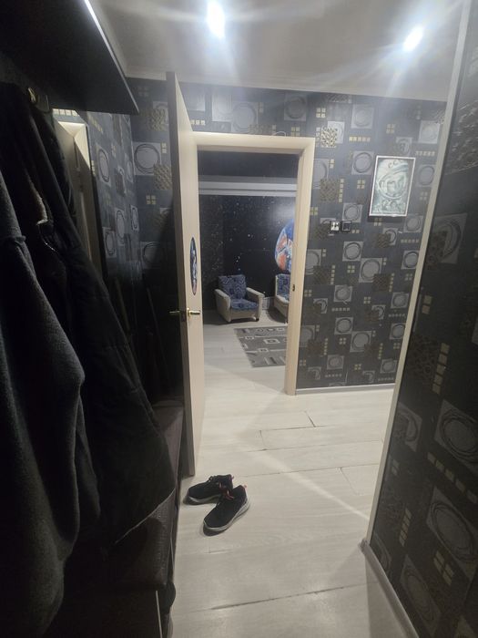 Продам  квартиру  дюсенова  14
