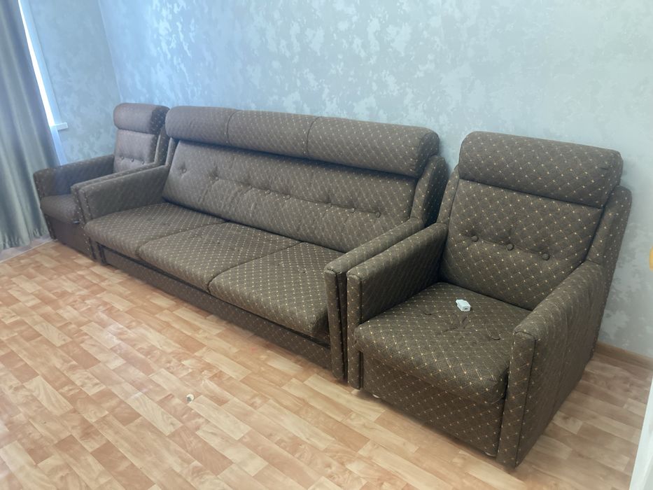 Продам диван и шкаф