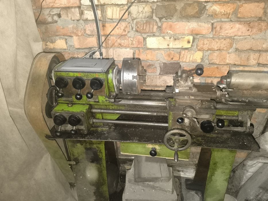 Срочно продам токарный станок ТВ4. 220 v