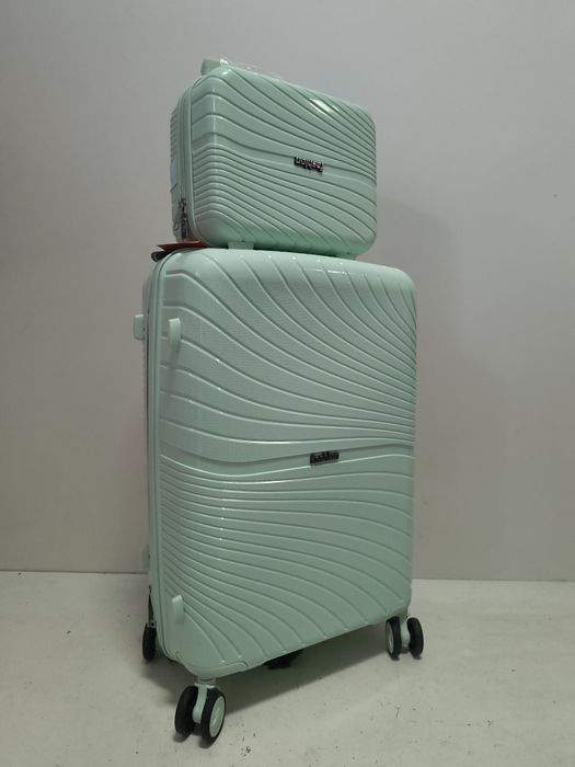 Куфари комплект - 2 части (среден размер +чанта) от полипропилен / без