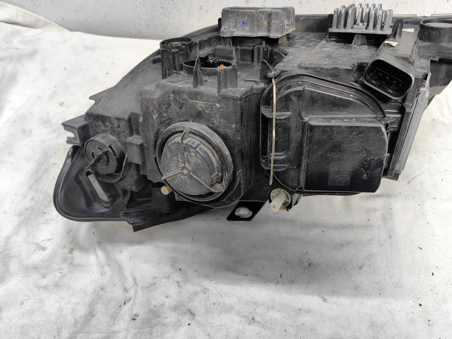 Оригинален фар БМВ Е84  BMW E84 X1 LCI Feis Led Bixenon