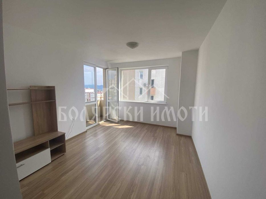 Дава се под наем Двустаен апартамент в Велико Търново, Акация - 47 кв.м за 332 € - Снимка #2