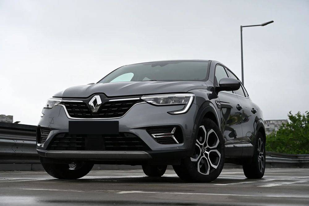 Renault Arkana Renault Arkana 1,6 E-TECH HYBRID 150cp Intens 10-2022 Full-led Distron