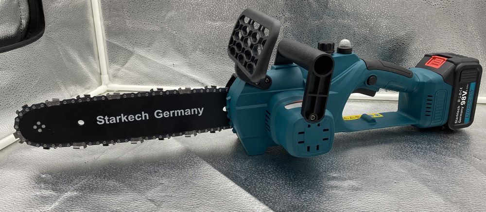 Drujba pe baterii 98V cu lama 30 cm si ungere automata