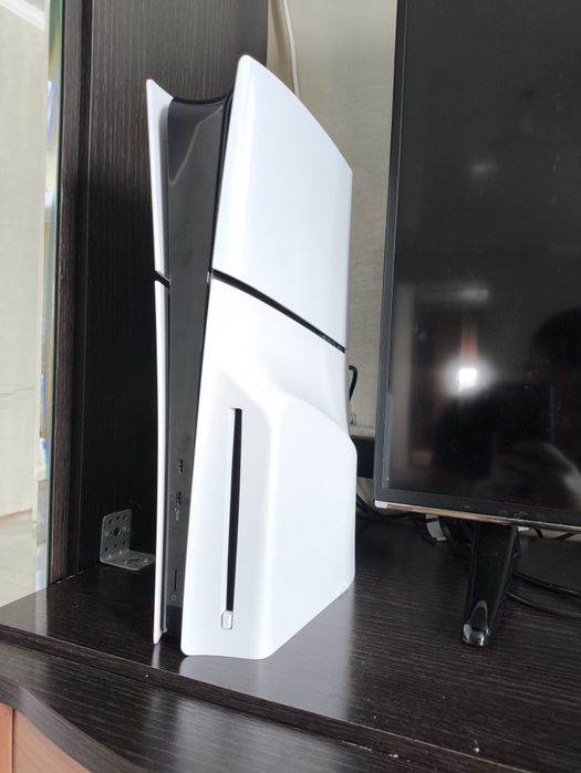 Продам пс 5 слим