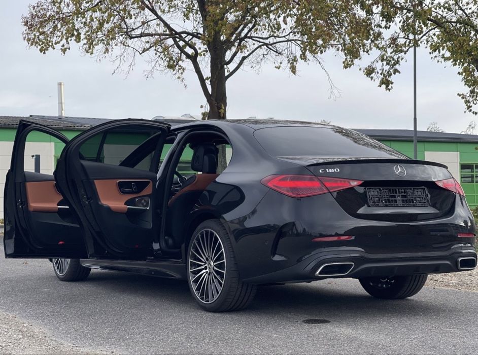 Mercedes Benz C 180 AMG line 2026