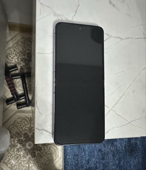 Samsung Galaxy Z Flip4