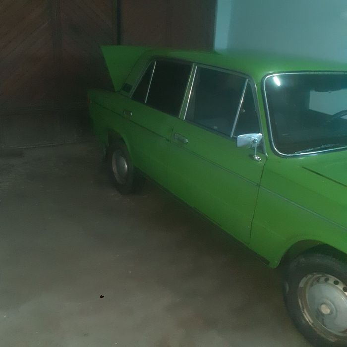 Vaz 2106 sotiladi kraska radnoy  metani bor  yili 1983
