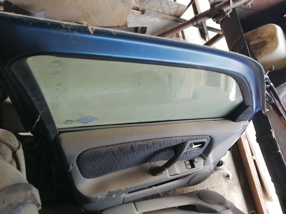 Ниссан примера запчать