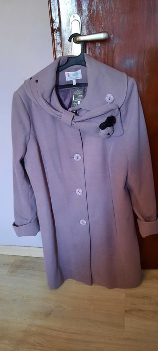 Дамско палто-ново с етикет.