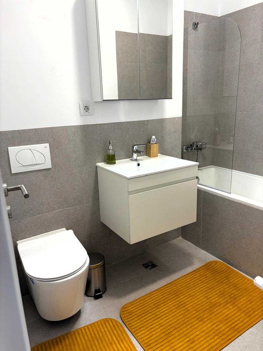 Inchiriez 2 camere Silk District & parcare subterana