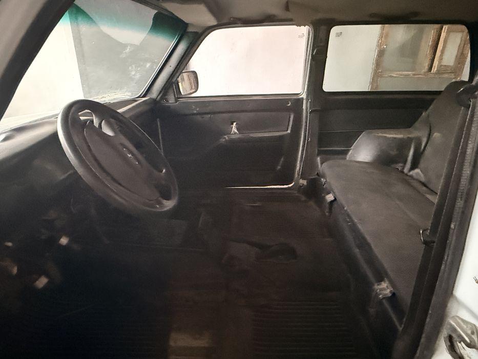 Продам нива 21214 доки и кузов