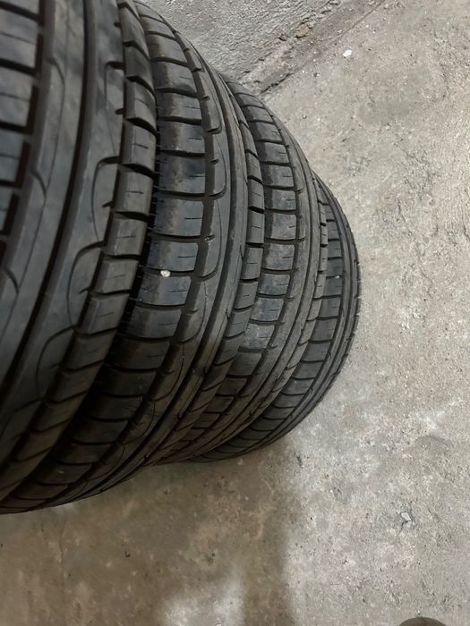 Летни гуми фулда 175/65/14. Карани 3 месеца.