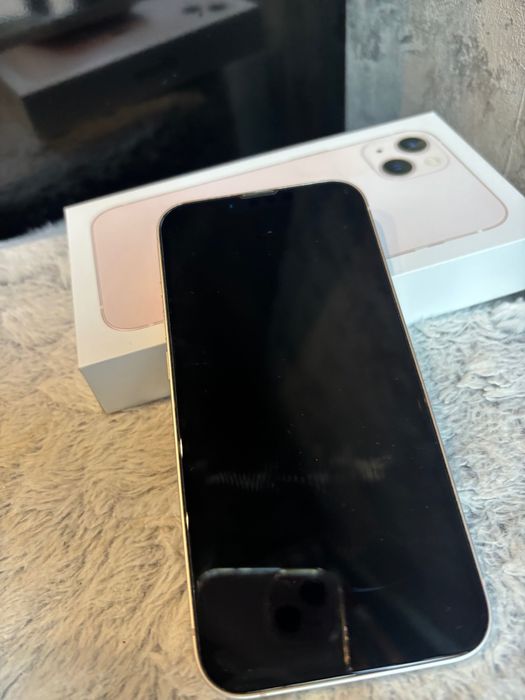 Iphone 13 pink-128 GB без забележки