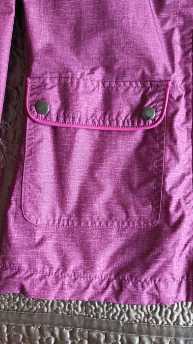 Демисезонная куртка-ветровка на девочку