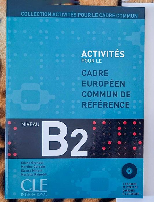 Учебник по DELF   ниво В2 по френски език.