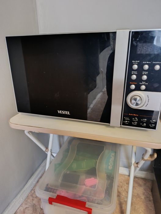 Микровалновка Vestel