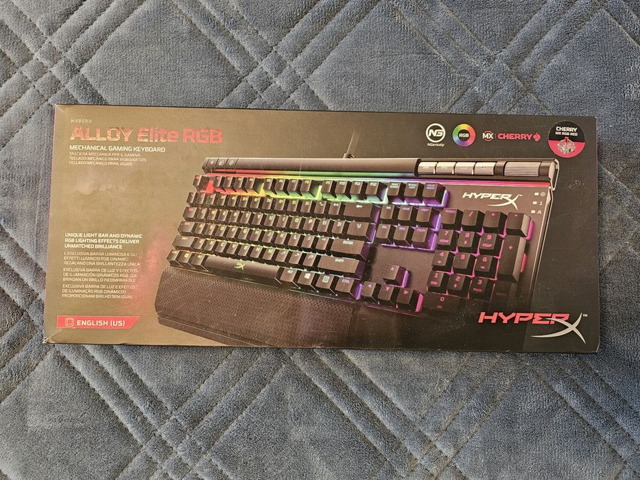 Механична клавиатура - HyperX Alloy Elite RGB