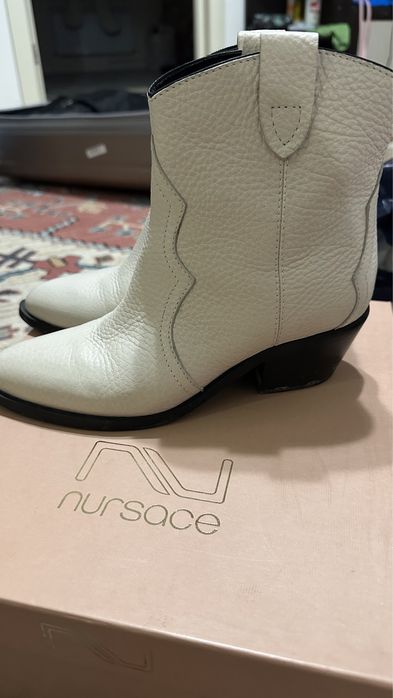 Продам сапоги от бренда nursace