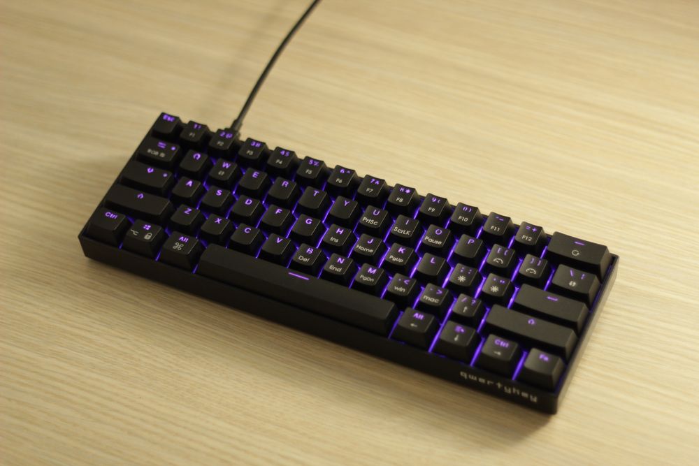 Tastatura qwertykey H61