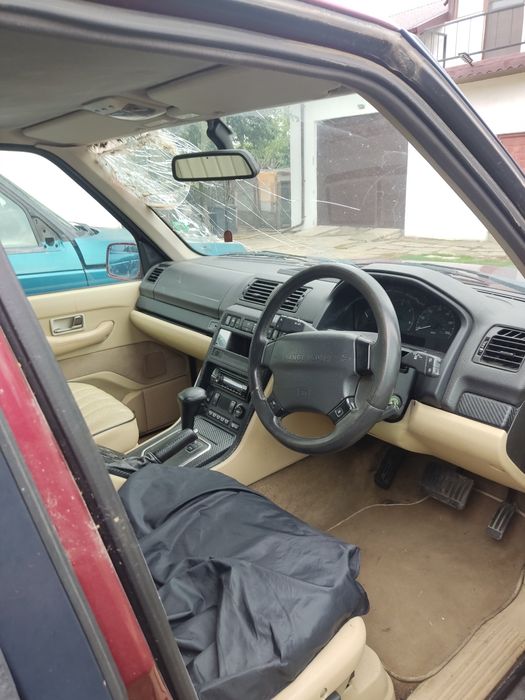 Dezmembrez Range ROVER p38