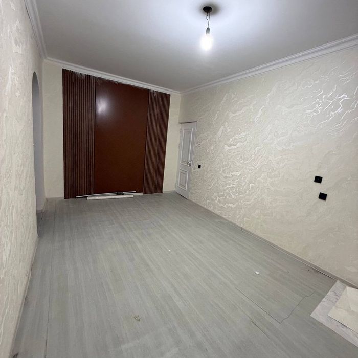 Продаётся квартира 3/6/9 сергили 7. 90 кв²