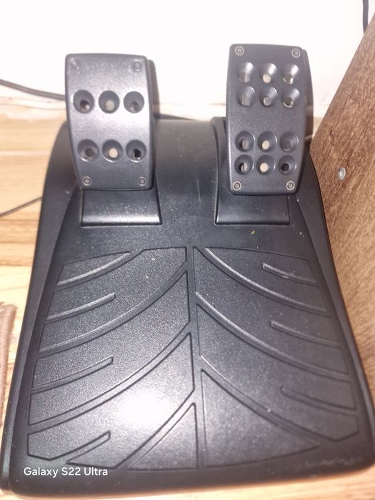 Volan gaming logitech driving force gt