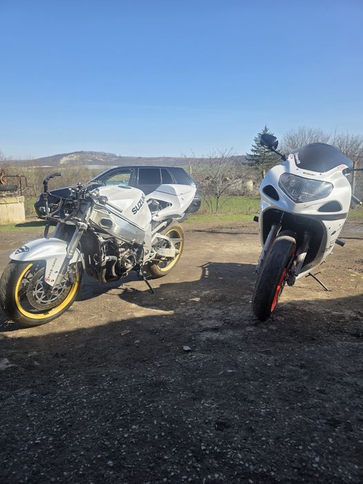Продавам Suzuki GSXR 750 2003 и Suzuki GSXR 600 2002