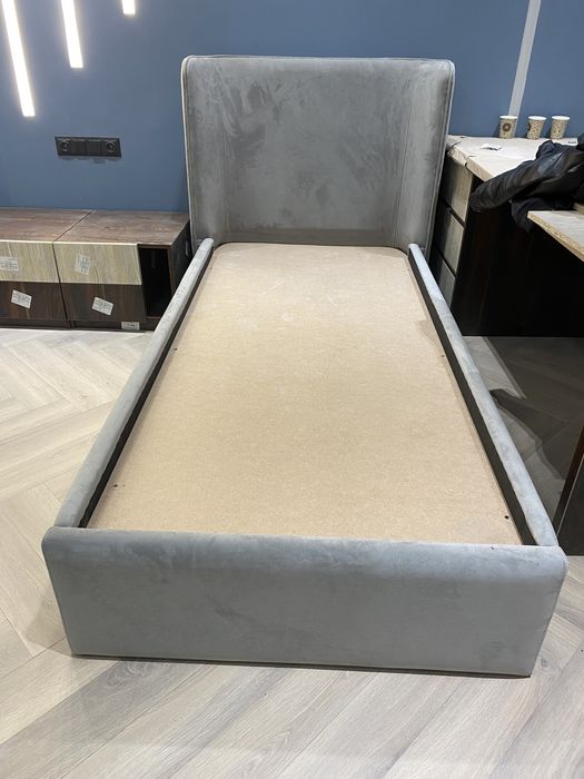 Bir kishilik yumshoq kravatlar yasimiza