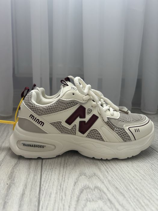 Кроссовки new balance