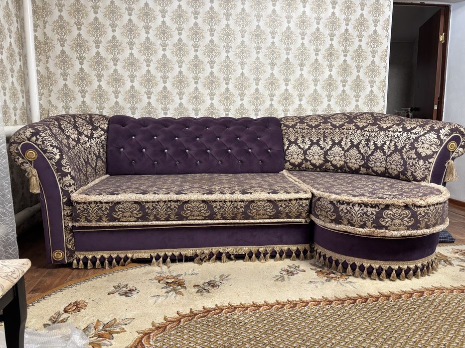 Диван гостиный 110к бу