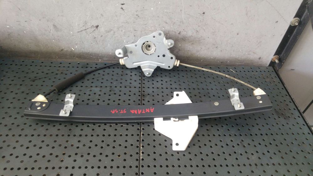 Macara geam stanga spate opel antara a l07