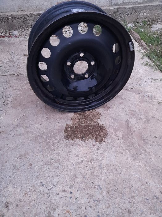 Vând jante passat b5
