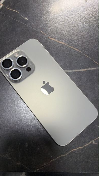 iPhone 15 pro 128