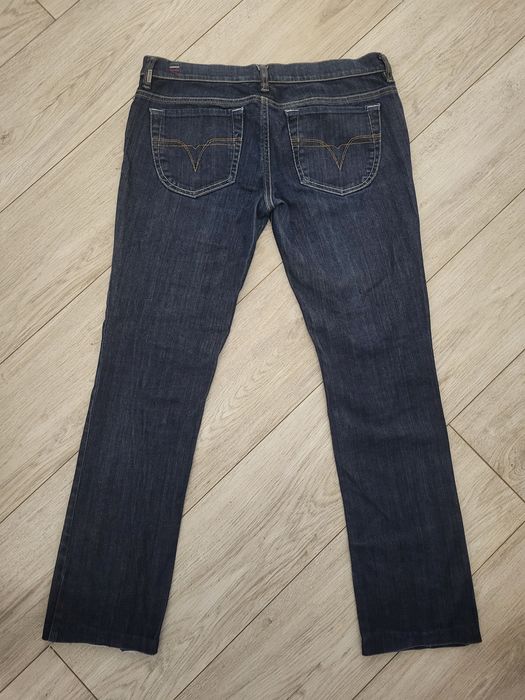 Джинсы Diesel...