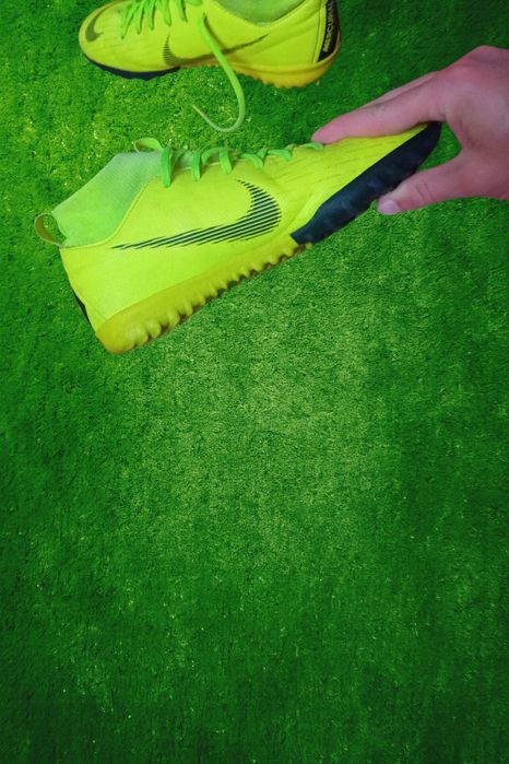 Mercurial fotbal boots