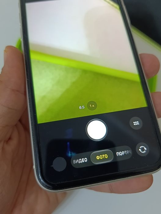 iPhone 11 в хорошем состоянии