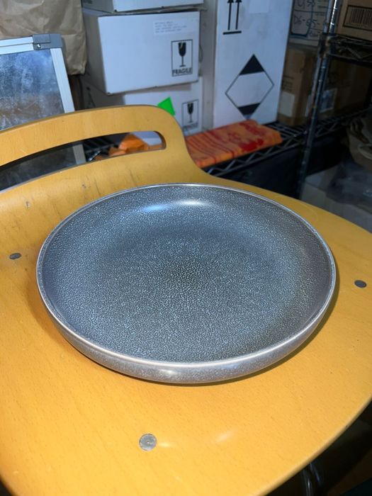 Тарелки сервировочные