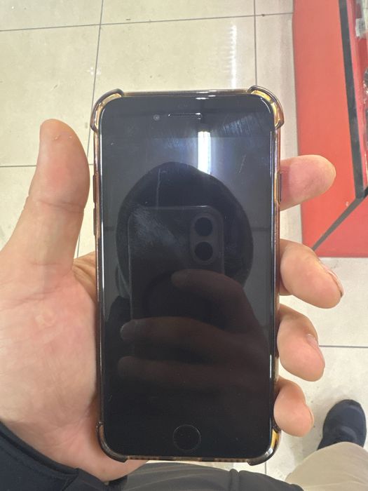 Продам айфон 8 без минусов