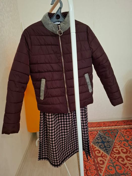 Продам куртку бомбер весна. Меринос