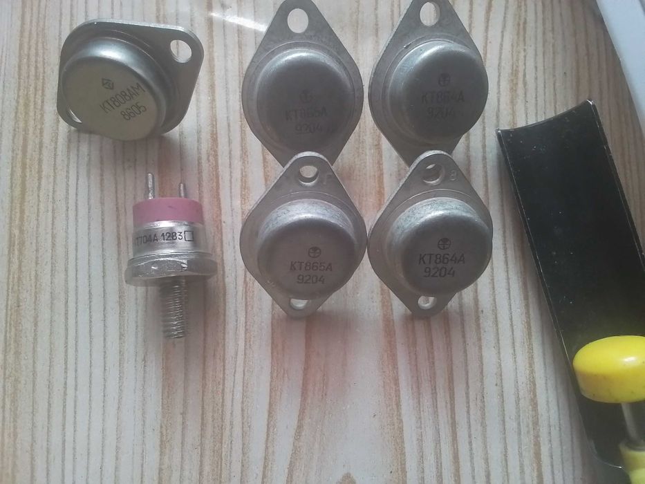 Продам транзисторы