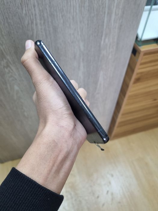 Samsung galaxy s22 5G 8/256gb duos 2ta sim