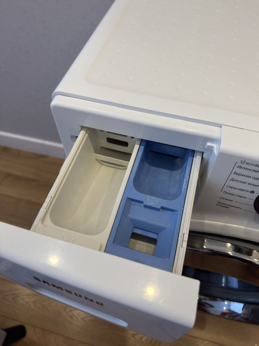 Стиральная машина Samsung