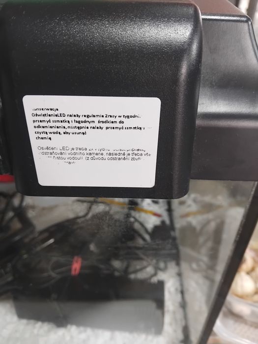 Vând acvariu diversa !