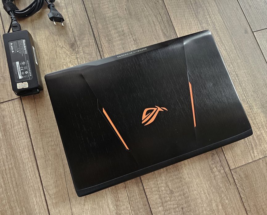 Asus ROG STRIX Intel® Core™ i7-7700HQ GTX 1050