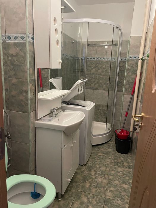 Garsoniera de inchiriat