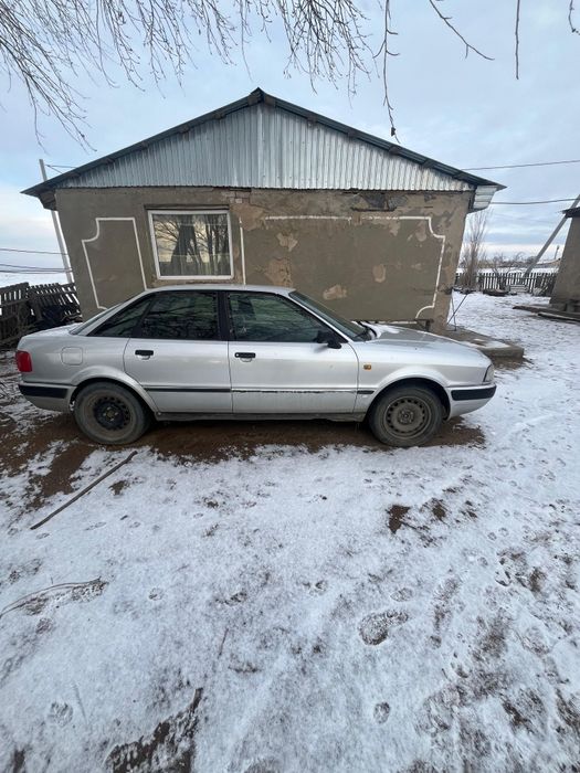 Продам Ауди б3 срочно