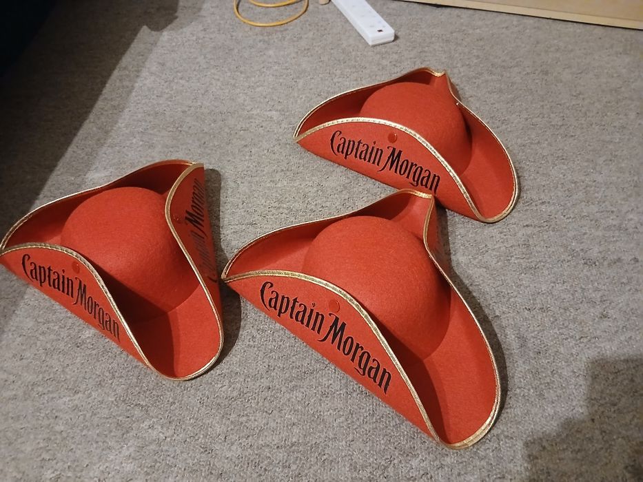 Pălărie pirat roșu