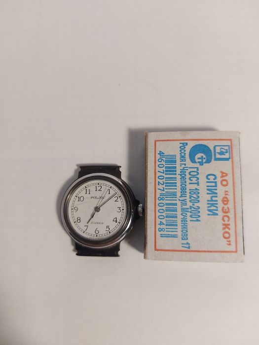 Часы наручные кварцевые Полёт.