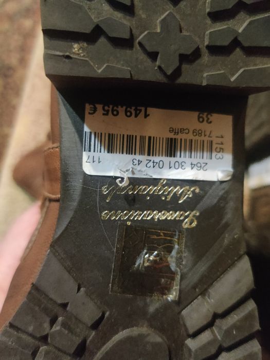 Дамски кожени боти.чисто нови, размер 39